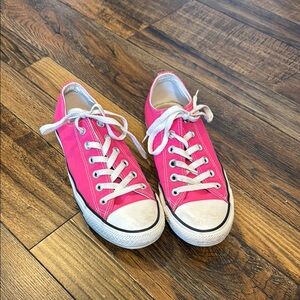 Converse Chuck Taylor All Star Pink Low-Top Sneakers